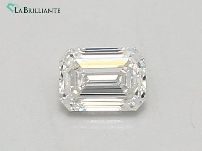 祖母绿 0.37 克拉E VVS2 实验室培育钻石