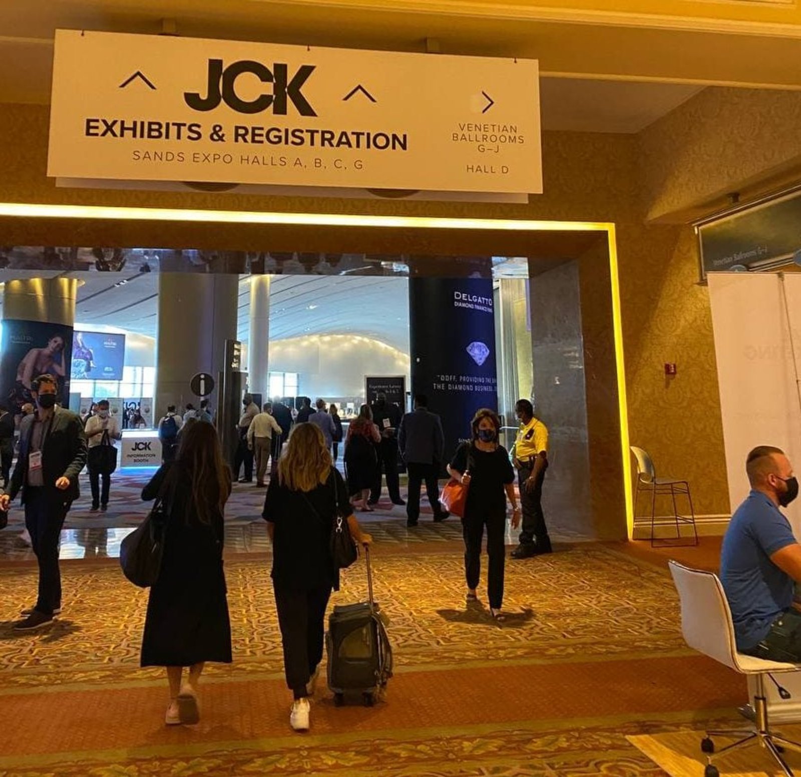 实验室培育钻石在 2021 年 JCK 上大放异彩