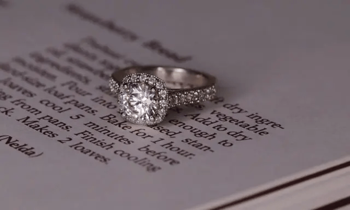 When were lab-grown diamonds invented