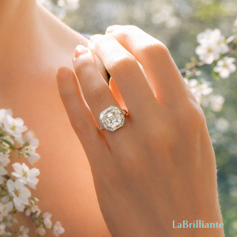 Hall of Mirrors Light Path Demonstration - Cross-section view showing light traveling through step facets, creating repeating reflections, and forming the characteristic X-pattern with labeled light rays and reflection points