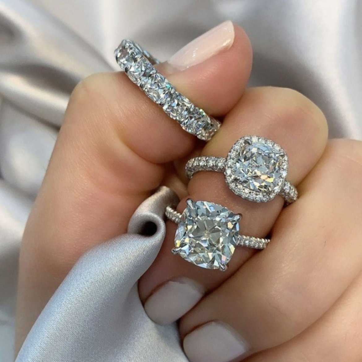 クッション・スパークル ダイヤモンド