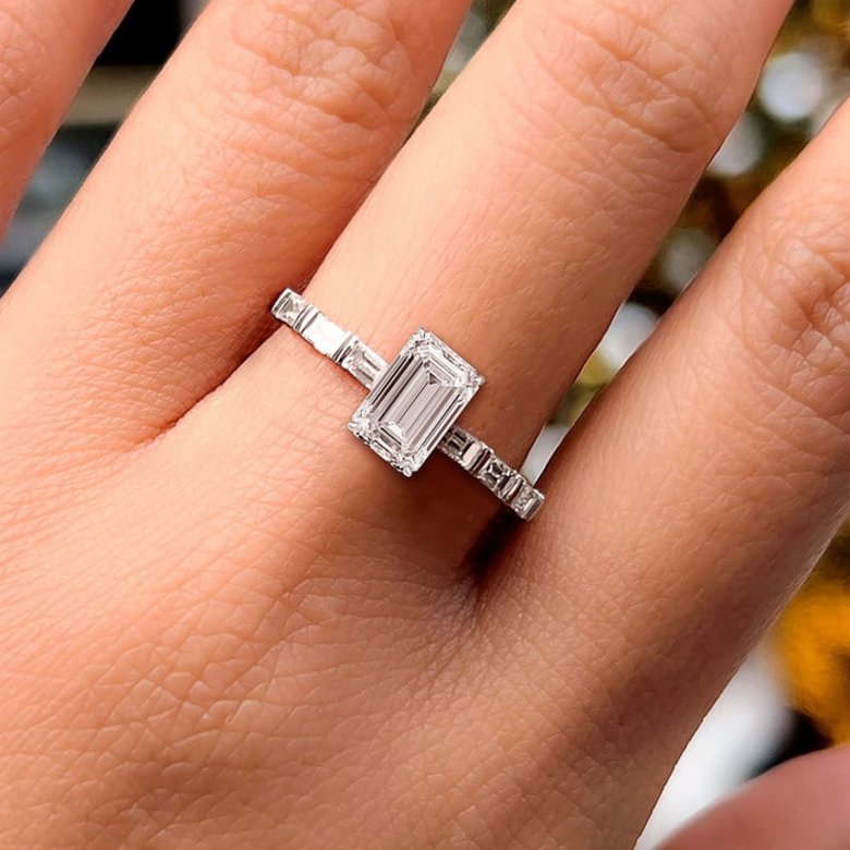 长方形切割实验室培育钻石